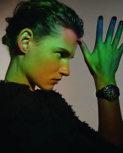 Chanel Electro, codici grafici e colori fluo derivati dal French Touch