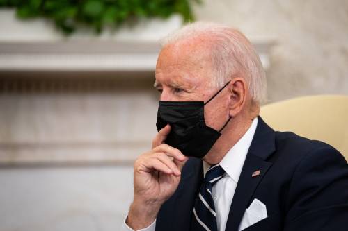 Biden studia la rappresaglia. Ipotesi droni e forze speciali "Voglio morti i responsabili"