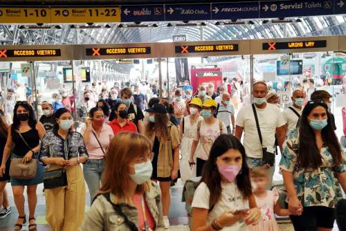 La minaccia no pass: "Non partirà nessuno". Occhio a questa data