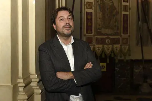 Montanari umiliato, "c'è aria di Conclave" e Letta: quindi, oggi...