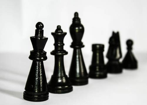 L'eterno conflitto tra reti e gerachie per il potere globale