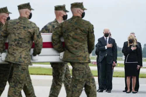 Perché questa foto può far fuori Biden