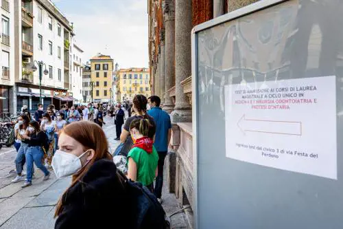 Medicina, un'altra farsa. Sbagliato un quiz su 10. Messa: "Non contano"