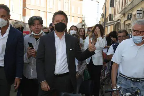 Richieste da star di Conte: pasti leggeri e tappe brevi
