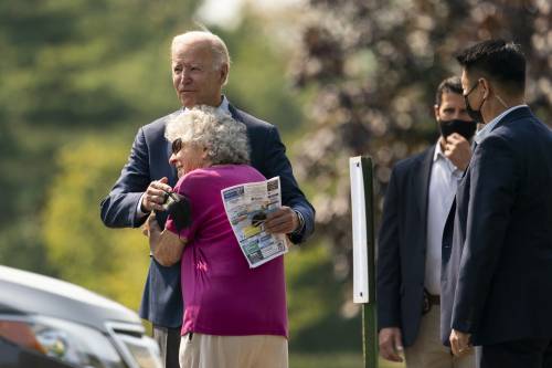 Biden in crisi vola in California per salvare il suo governatore