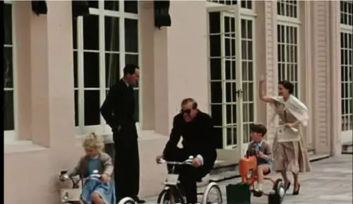 Il principe sul triciclo: spunta un video inedito di Filippo