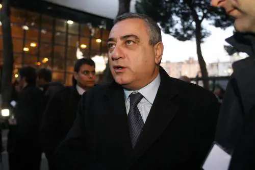 Voto di scambio in Campania, assolti i Cesaro. Fi: "Troppe  inchieste basate su elementi fragili"