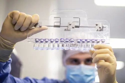 L'impegno di Draghi: 45 milioni di vaccini ai Paesi poveri nel 2021
