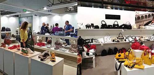 Giorgetti inaugura Micam: "Il governo sosterrà il sistema moda"