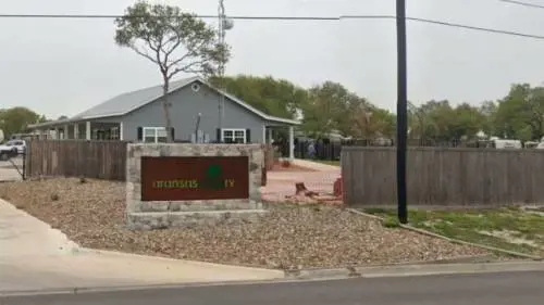 15enne ammazza genitori e sorellina e posta tutto sui social