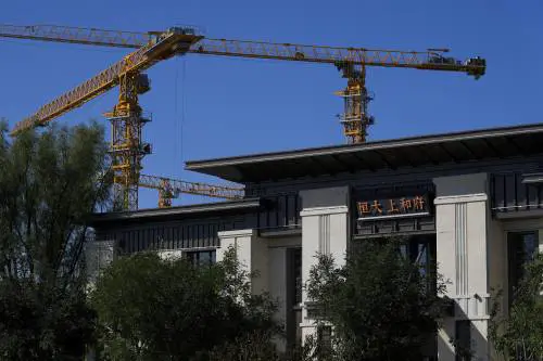 Liquidazione per il gigante delle costruzioni: nuova grana per la Cina