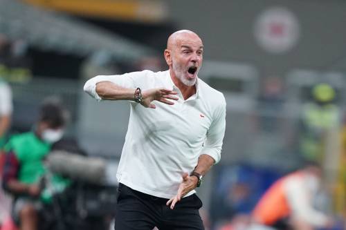 Lo sfogo di Pioli: "Abbiamo giocato qui. Non è adatto alla Serie A"