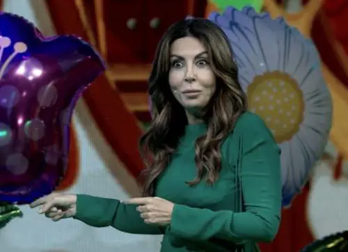 "Cacchina", "Str....o". E a Tu si que vales la gag finisce male