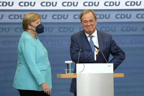 Cdu senza Merkel ai minimi storici. Spd avanti di poco ma vuole il governo