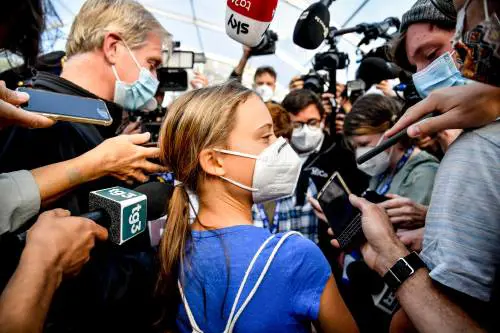 "Mi aspetto tante chiacchiere": il viaggio "inutile" di Greta