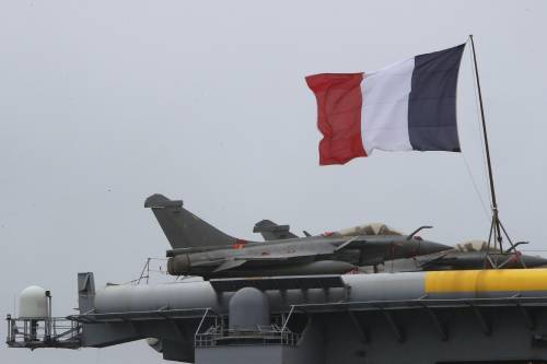 Altro schiaffo a Macron: Parigi tradita da un altro alleato