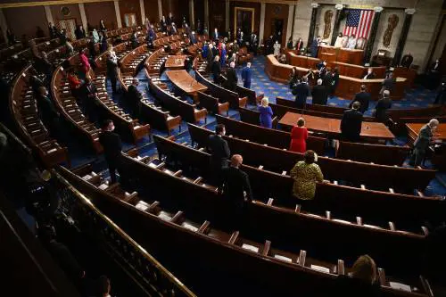"Rischiamo shutdown e default": quel ricatto dem sui conti Usa