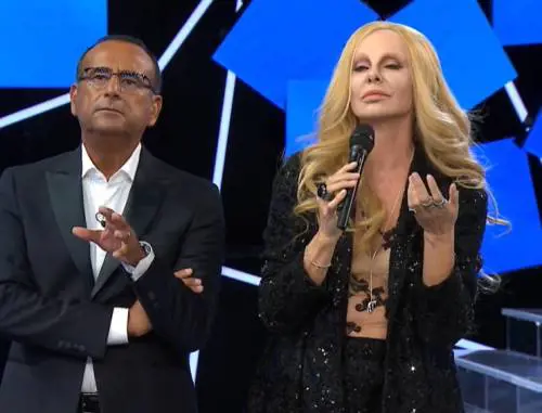 "Devi andare all'inferno". Scoppia la rissa tra Malgioglio e Parietti