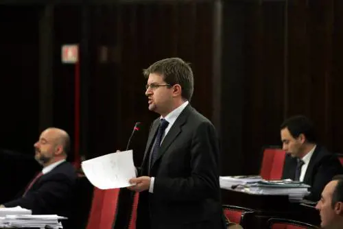 Fidanza, niente lobby nera ma la gogna ricomincia