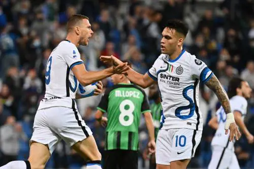L'Inter "brucia" il rosso e Dzeko firma il sorpasso