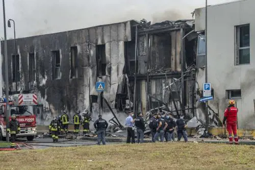 L'aereo sulla palazzina: l'inferno a Milano