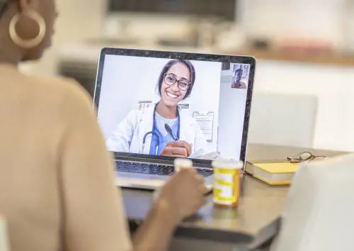 Medici e social media: ecco a cosa badare e come comportarsi