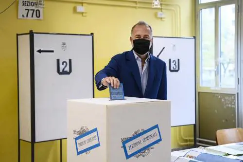 Torino chiude la stagione 5s. E il centrodestra è in partita