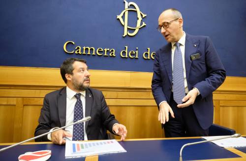 "La delega fiscale è una patrimoniale". Salvini alza i toni contro il governo