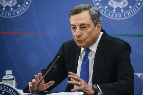Draghi non si ferma: "Mantenere tutti gli impegni"
