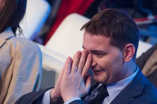 L'orologio (guasto) dei pm