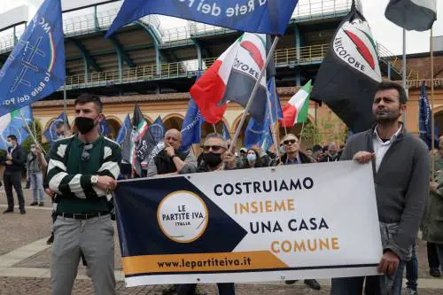 Il disinteresse della politica per i professionisti