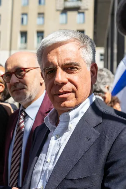 "Squadra Salacentrica. Fdi a testa alta in aula nell'opposizione unita"