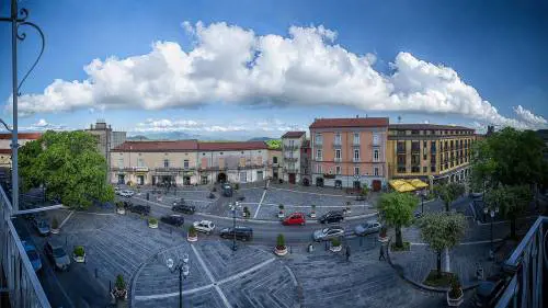Roccamonfina, dove crescono i porcini e il diavolo lasciò le sue impronte