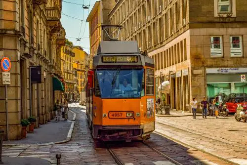 Atm, via all'orario estivo. Fi: "Crea solo disagi, la città non si svuota più