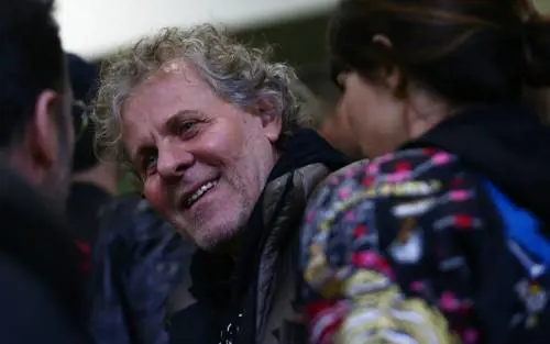 "Cucivo sulla Singer di mamma. Ora entro in Borsa con i jeans"