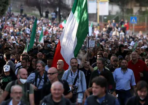 Cresce la paura per altre proteste. Vogliono mandare in tilt il Paese