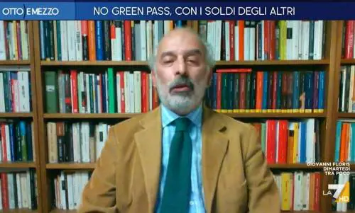 "Meloni come Mussolini": l'ultima assurdità di Gad Lerner. Piovono critiche