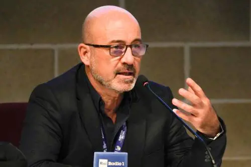 Bollette alle stelle, nuova lite sull'energia nucleare