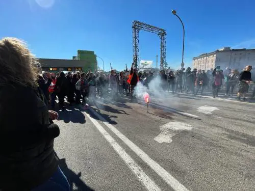 I cancelli del porto di Trieste (foto di Fausto Biloslavo e Riccardo Pelliccetti)