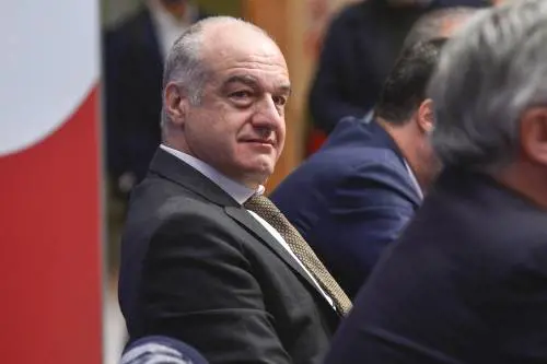 Sprint di Berlusconi per Michetti sindaco "Per il caos rifiuti è pronto Bertolaso"