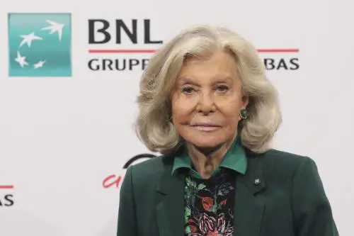 Moda, film, amori: "La vita e tutto il resto". Chi è Martina Cicogna, la chic ribelle