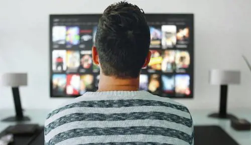 Da domani occhio alla tv: il test per cambiarla 
