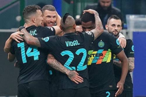 Champions League, Milano si divide: l'Inter risorge e il Diavolo sprofonda