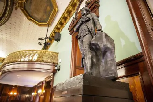 "Via la statua: era uno schiavista": sinistra Usa contro i padri fondatori