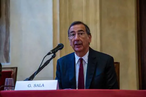 Dalla "Goccia" alle piste, grane legali per il Comune