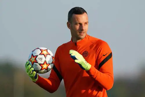 Handanovic, capitano con il contratto scaduto ma senza un sostituto