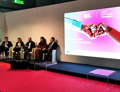 Fisico e digitale, il retail diventa personalizzato e sostenibile