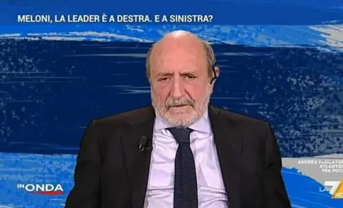 "Non vorrei essere suo figlio". Ma la Meloni zittisce il filosofo