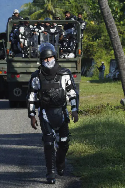 "Sì alle barriere lungo il confine". Così Weber sfida il tabù Ue sui muri