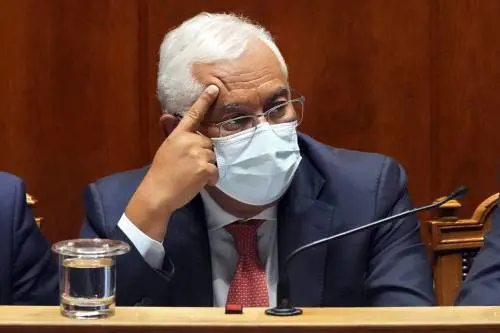 Bocciata la legge di bilancio, Portogallo verso il voto